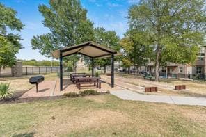 Building Photo - 1001 Zodiac Ln