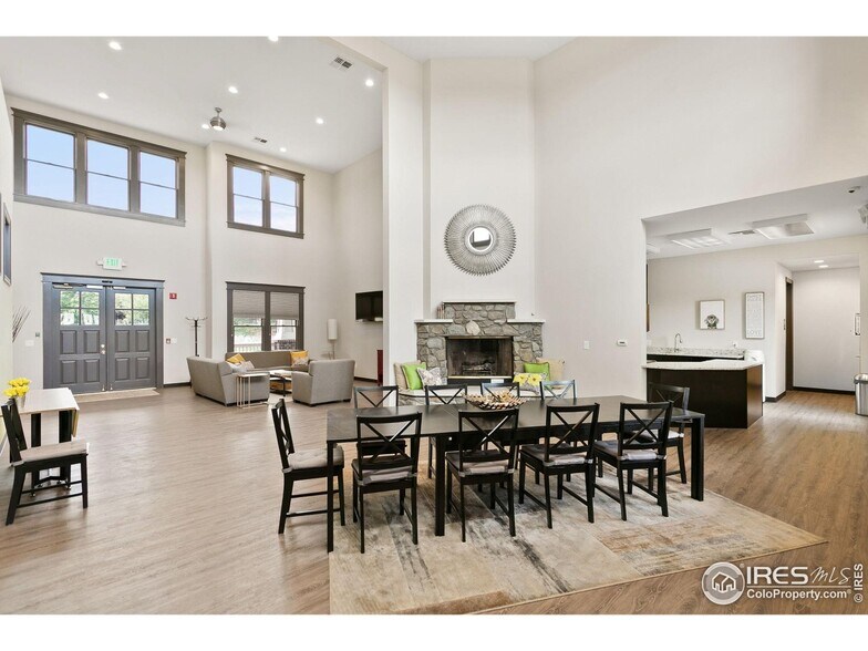 Community Clubhouse - 1876 Mallard Dr