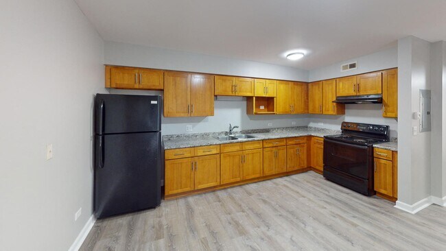 Floorplan - 14036-50 Tracy Ave