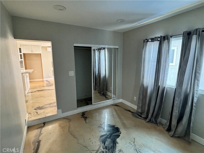 Building Photo - 12207 Hadley St