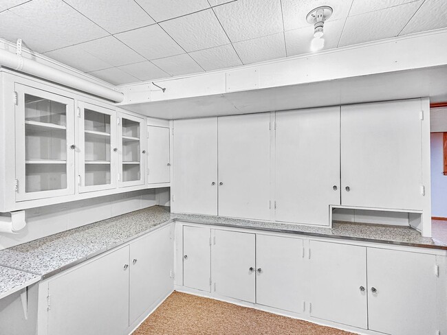 Building Photo - 341 Herman Terrace