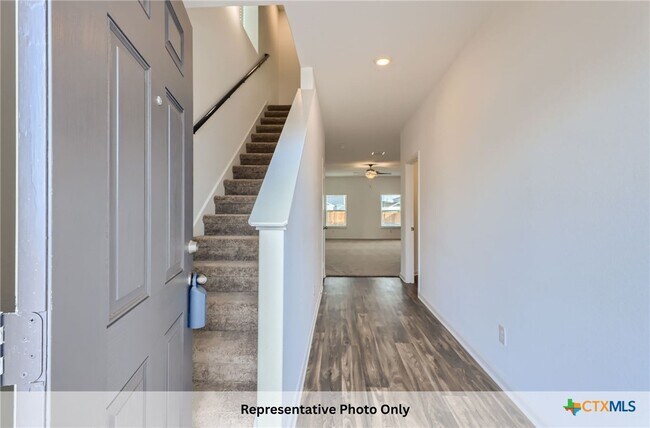 Building Photo - 3961 Prairie Crk