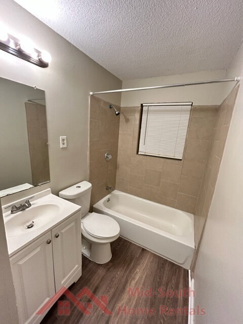 Building Photo - 815 Carol Ann Cove