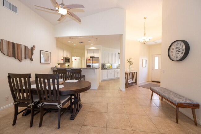 Building Photo - 45439 Shaugnessy Dr