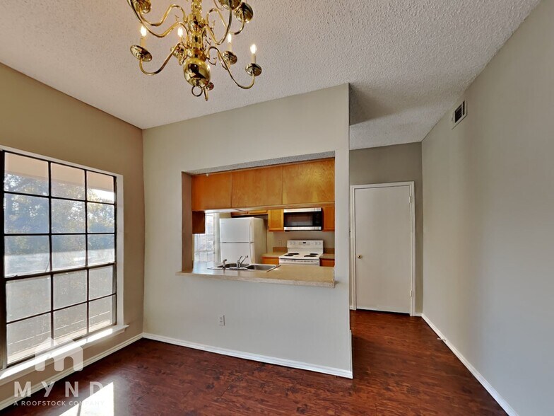 Building Photo - 9747 Whitehurst Dr