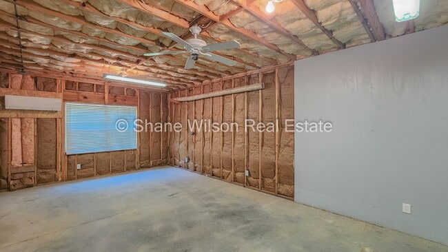 Building Photo - Spacious 3-Bed, 3-Bath Condo in Dalton