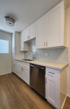 Interior Photo - 3335 Canfield Ave