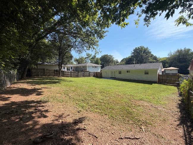 Building Photo - 3BR/2BA Huntsville Rental with 1-Car Garage, Hardwood Flooring & Fenced Yard