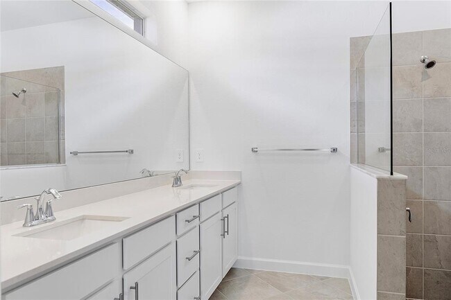 Building Photo - 15077 Anchorage Rd