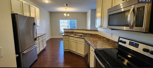 Primary Photo - 6815 Kinsale Ln