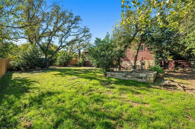 Building Photo - 5511 Arroyo Rd