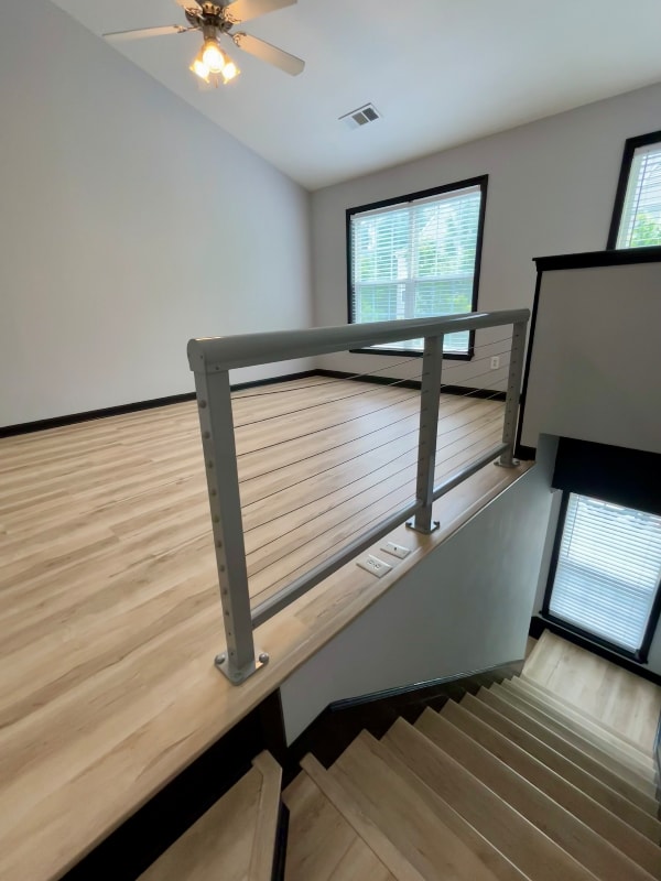 Building Photo - 1178 Village Ct SE