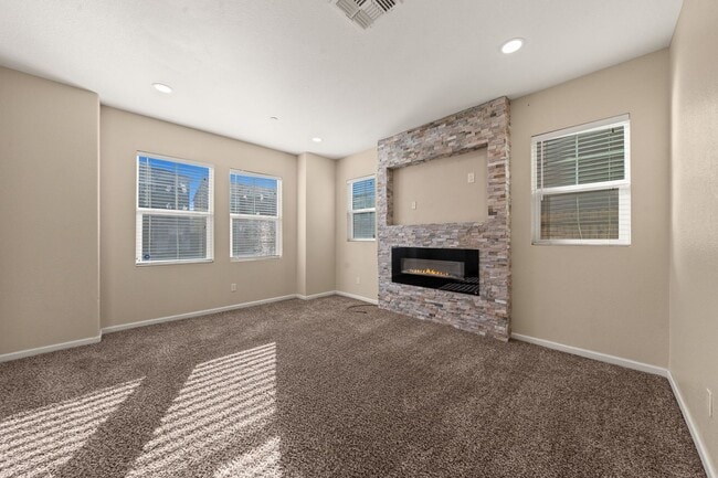 Building Photo - 461 Ashwick Loop