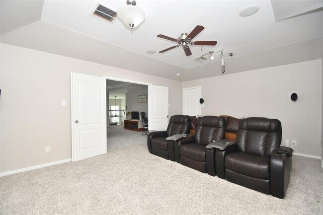 Building Photo - 6027 Opal Crest Ln