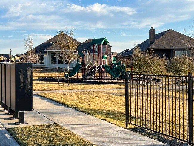 Building Photo - Gorgeous House for rent in Cleburne !!