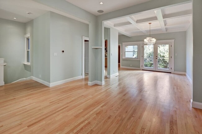 Building Photo - Your home sweet home in San Francisco is in the Noe Valley Neighborhood!