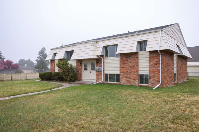 Building Photo - Updated two bedroom - ready now!