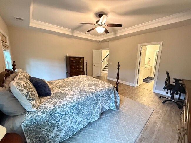 Building Photo - 4 Bedroom 3.5 Bath House in St. Johns Lake - Johns Island