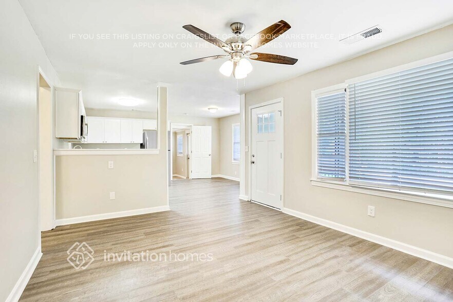 Building Photo - 329 Mount Zion Rd