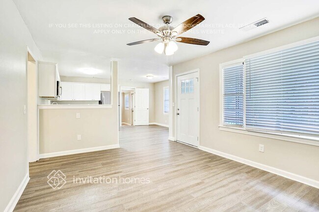 Building Photo - 329 Mount Zion Rd