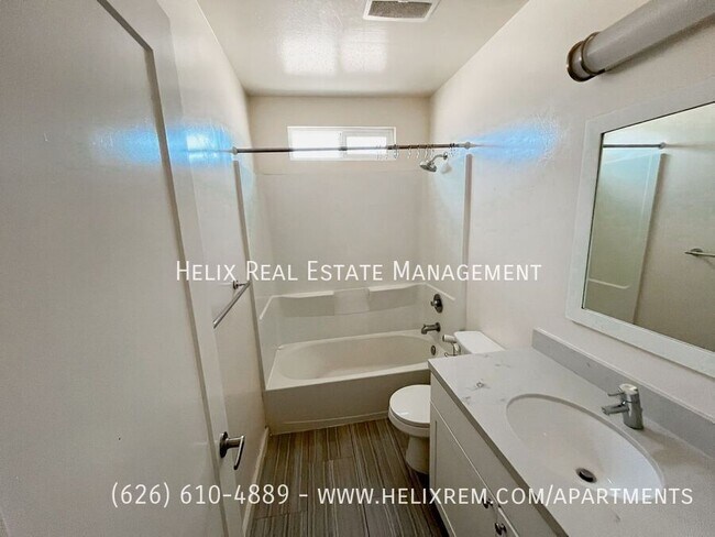 Building Photo - 285 N Oakland Ave