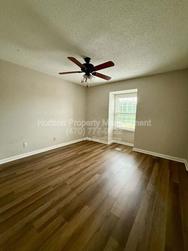 Building Photo - 3730 Old Flowery Branch Rd