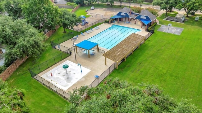 Building Photo - 146 Bayou Bend Dr