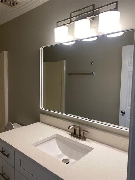 Building Photo - 2912 Webb Bridge Rd