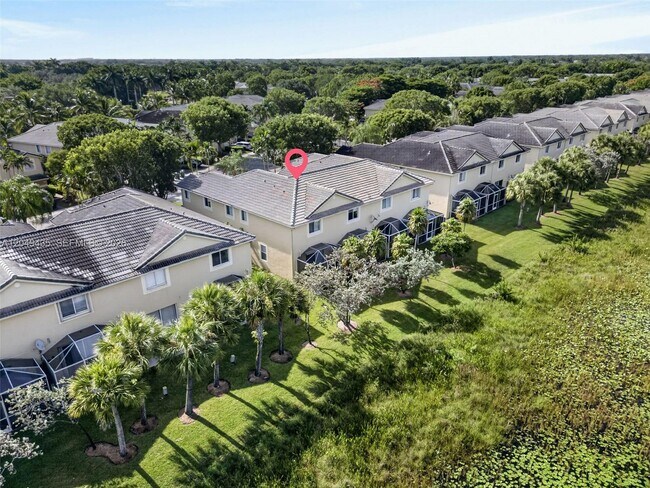 Building Photo - 2475 Cordoba Bend
