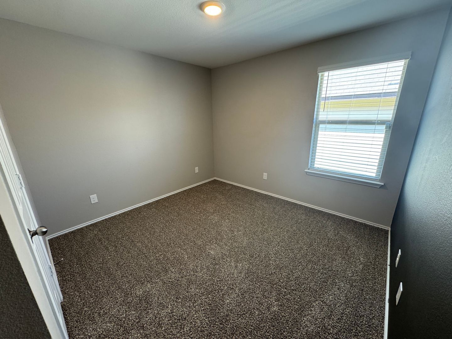 Building Photo - 9612 Murandy Dr