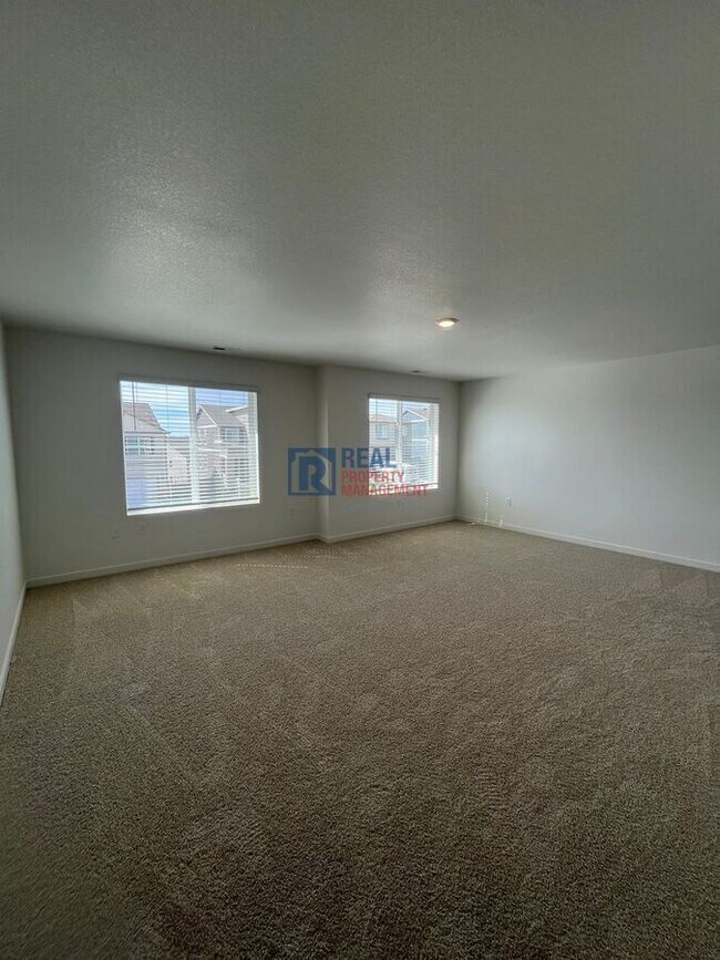 Building Photo - 17847 Dandy Brush Dr