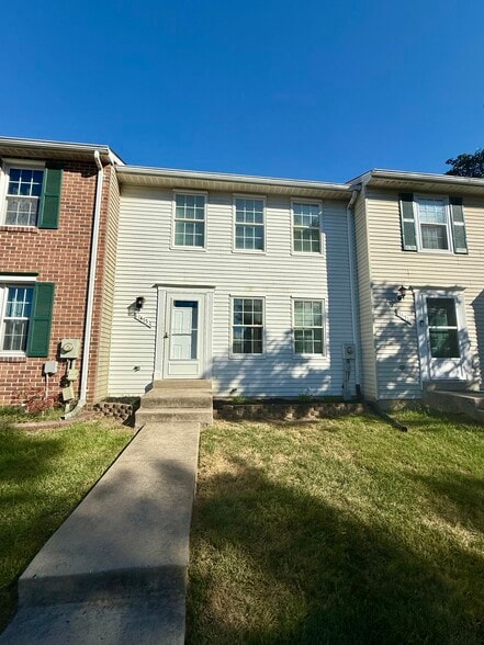 Primary Photo - 1475 Mobley Ct