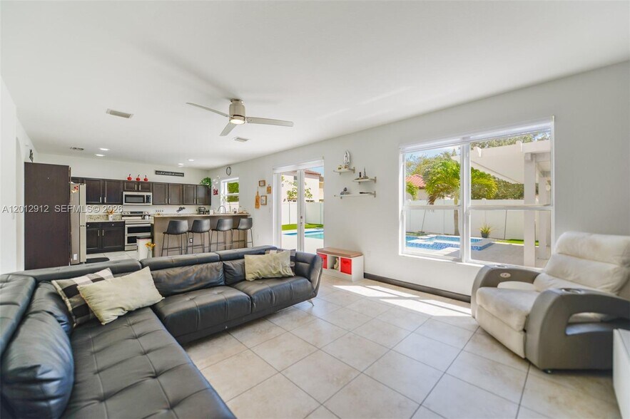 Building Photo - 9101 SW 169th Pl