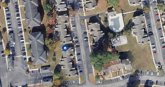 Building Photo - 667 Bartons Landing Pl