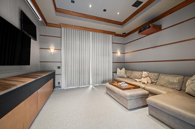 Building Photo - 7474 NE Bay Cove Ct