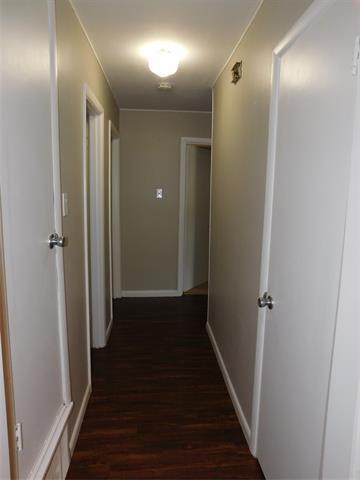 Building Photo - 1529 Longview St