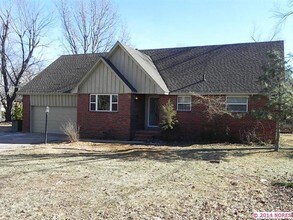 Building Photo - 7827 Marilyn Ln