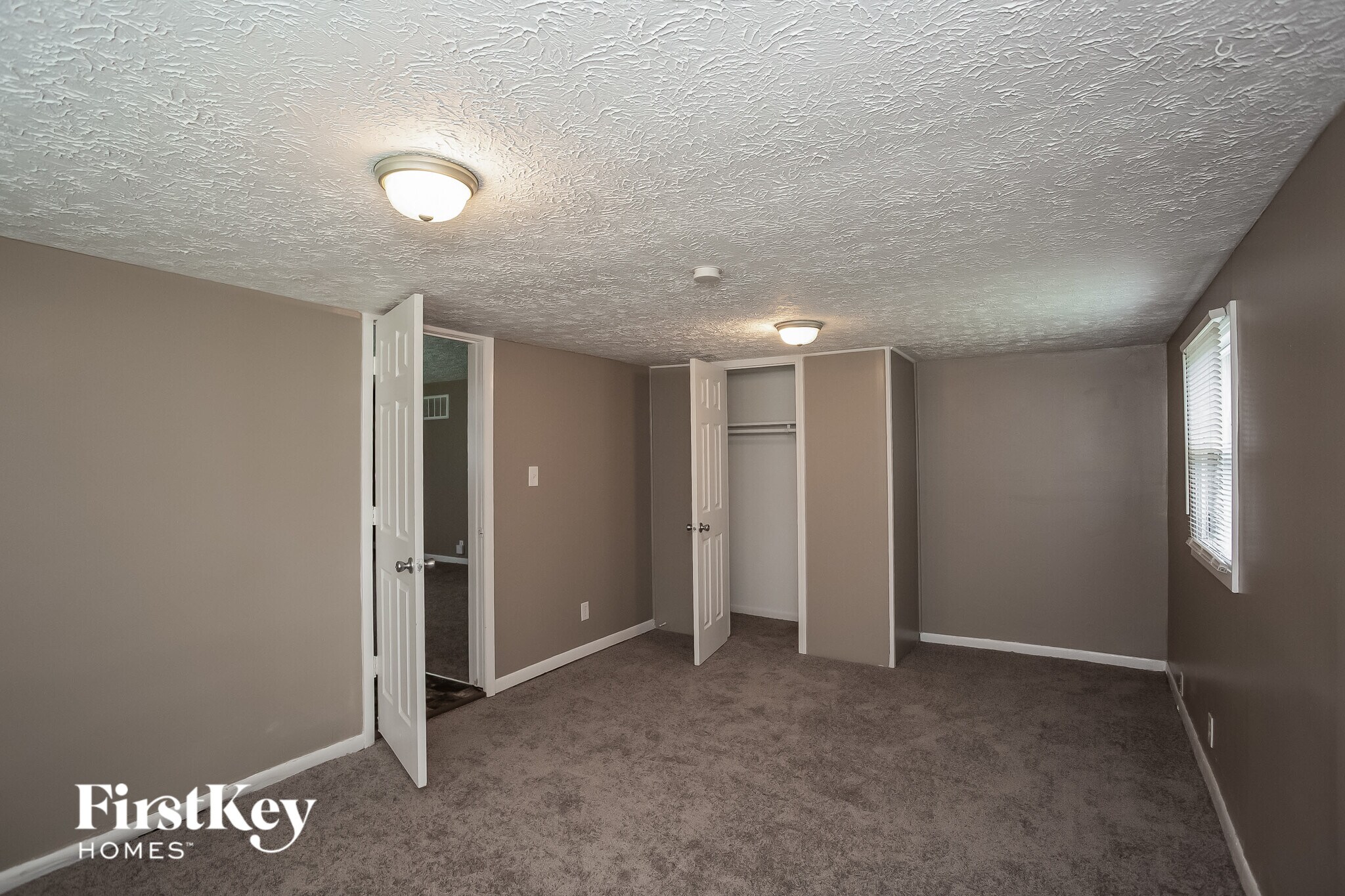 Building Photo - 6072 Bettcher Ave