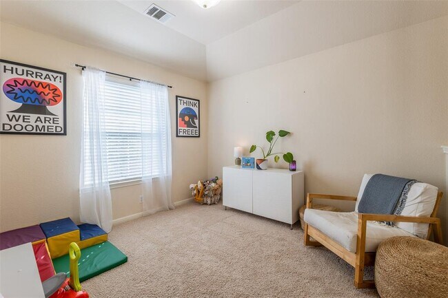 Building Photo - 336 Celery Loop