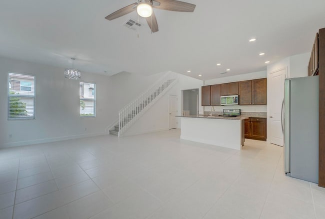 Building Photo - 9075 Kingsmoor Wy