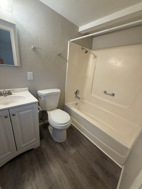 Building Photo - 1089 W Schafer Dr