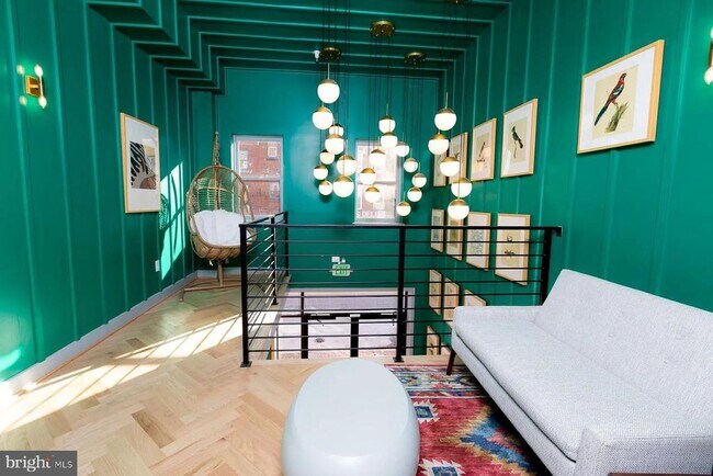 Building Photo - 1742 Fleet St