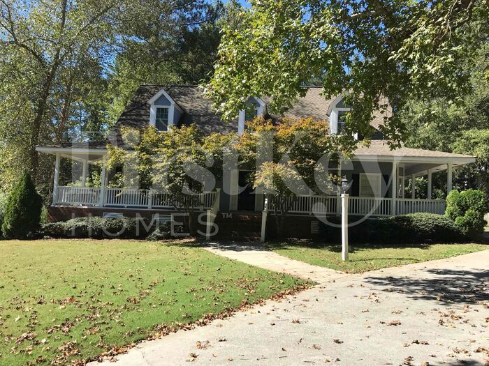 Primary Photo - 1609 Flat Rock Dr SW