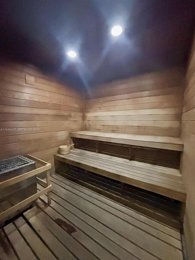 Building Photo - 3029 NE 188th St