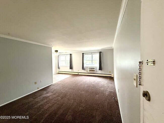 Building Photo - 64 Manchester Ct