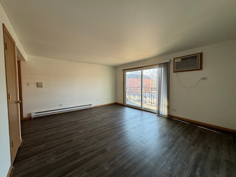 Building Photo - 6609 Oak Forest Ave