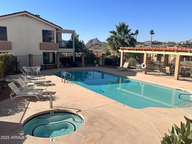 Building Photo - 16615 E Gunsight Dr