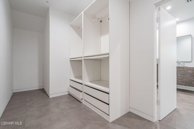 Building Photo - 3095 Palo Verde Cir