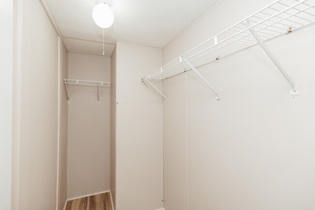 Building Photo - 4680 Hardy Adams Rd