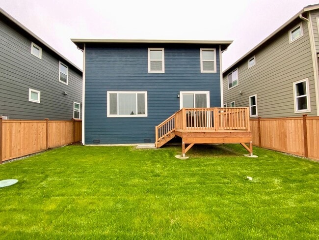 Building Photo - 914 Burwood St SE